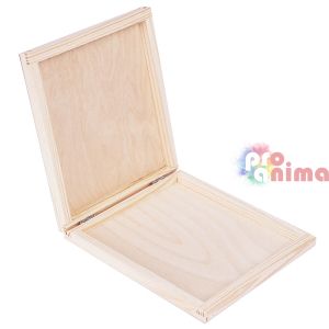 Дървена кутия с капак 17.5 x 14.9 x 3 cm