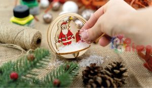 Дървени фигурки за прозрачни топки, ф7.5cm, Зимна забава