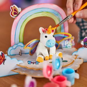 Креативен комплект Crayola Еднорог Самосъхнеща глина + 6 бр. темперни бои и четка